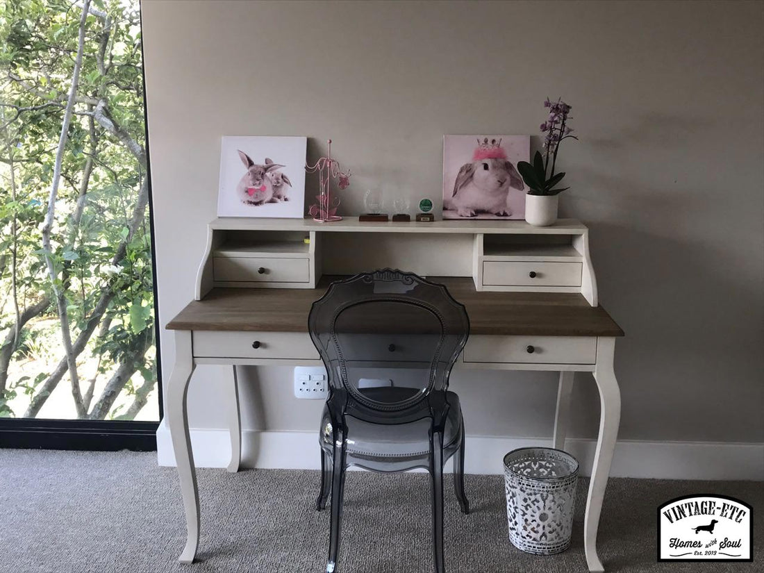 Kingsclip writing desk